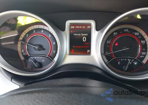 2017 Dodge Journey Crossroad z USA, uszkodzony, nr VIN 3C4PDCGB3HT605530